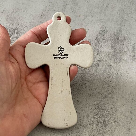 Ceramika Artystyczna Polish Cross Hand Painted Stoneware Wall Hanging 5" x 3" - Picture 4 of 6